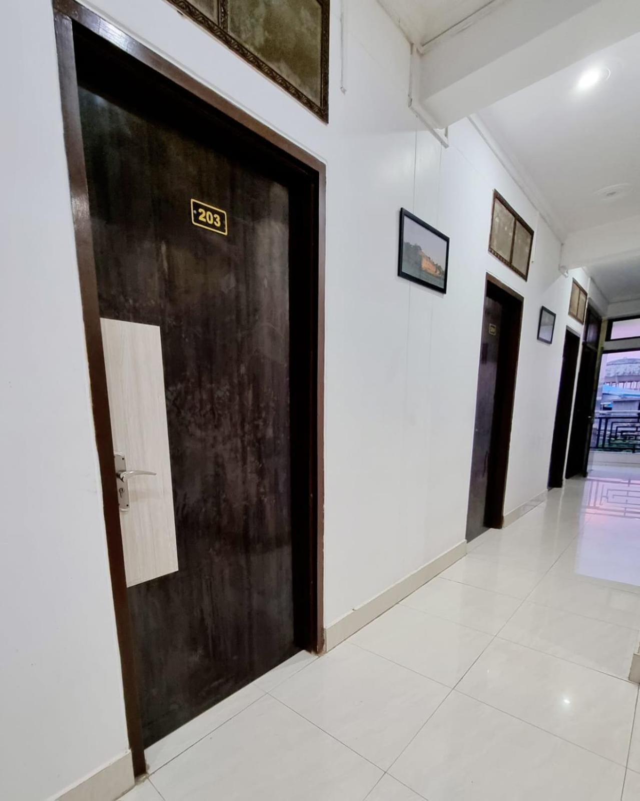 Holidayy Inn Prayagraj Exterior photo